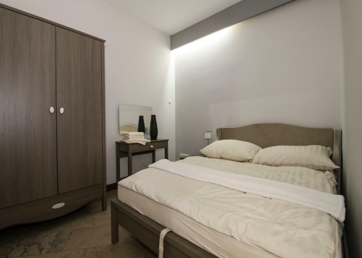 Apartamenty Na Warszawskiej Sieradz Exterior photo
