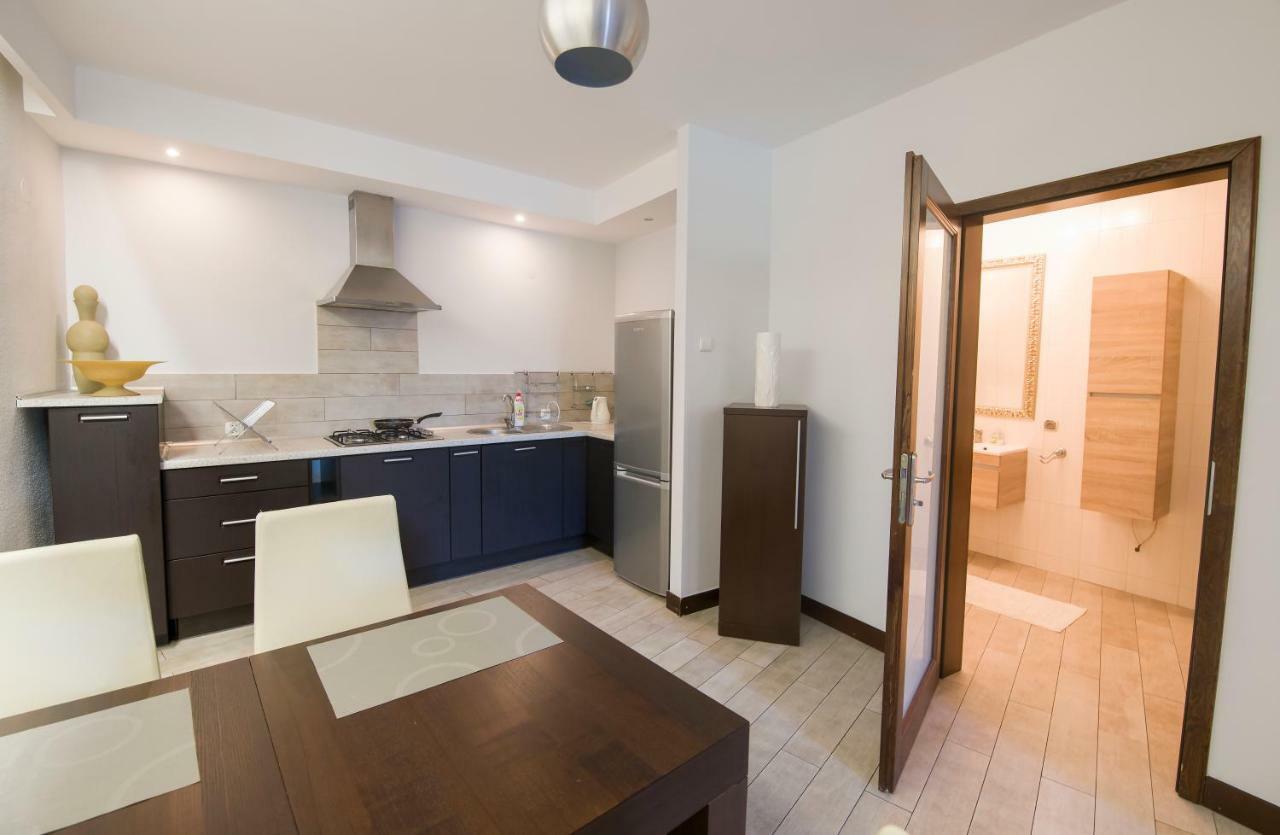 Apartamenty Na Warszawskiej Sieradz Exterior photo